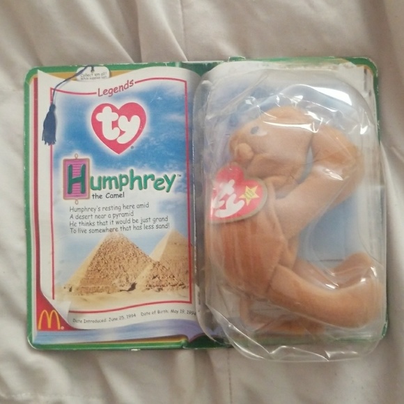 TY beanies still in the original package. - Picture 3 of 8